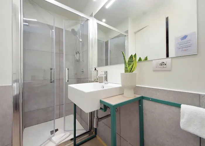 Bed & Breakfast Romagnosi 20 *